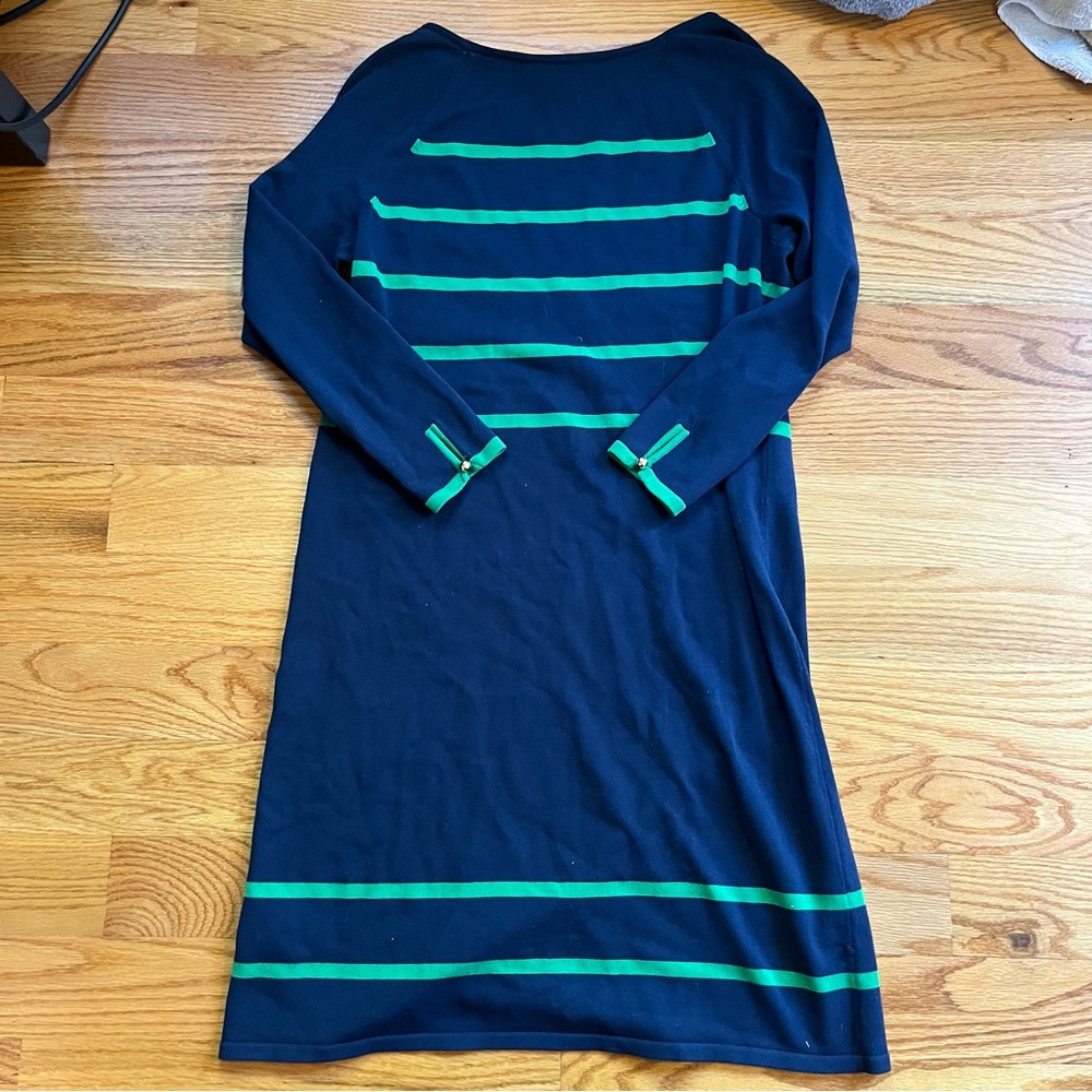 Vineyard Vines navy blue with green stripes sweater dress size large